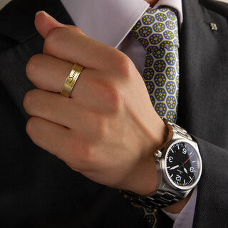 ドイツの鍛造製法を用いたリング。滑らかな付け心地と耐久性を兼ね備えた「ジン リング」｜Sinn