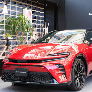 “新しいカタチのスポーツSUV” クラウン スポーツがデビュー｜TOYOTA