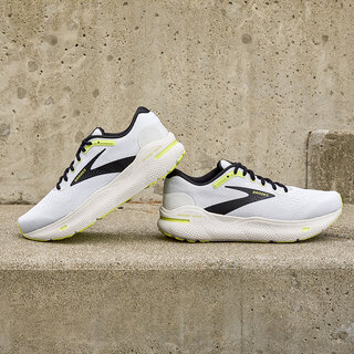 ブランドを代表する「Ghost」シリーズより、新しいクッショニングモデルが登場｜BROOKS