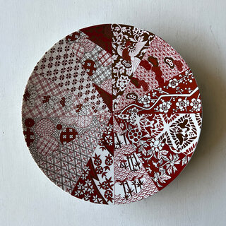 創業1804年の有田焼窯元が「旭日」をモチーフにしたフラットプレートを発表｜ARITA PORCELAIN LAB