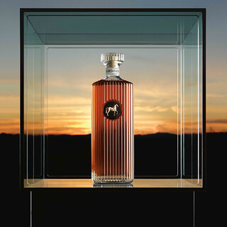 革新的なアメリカンウイスキー 「サーデイヴィス」が日本初上陸｜SirDavis