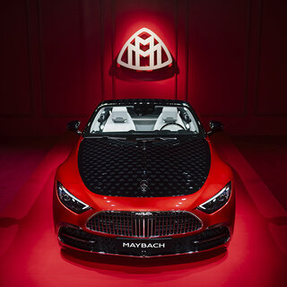 マイバッハ初のオープン2シーター「SLモノグラムシリーズ」が日本上陸