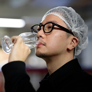 ラグジュアリー日本酒の開拓者たち──SAKE HUNDREDと楯の川酒造、「百光」進化の軌跡 ──