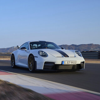 アップデートされた新型「911 GT3」と「911 GT3ツーリングパッケージ」が日本でも