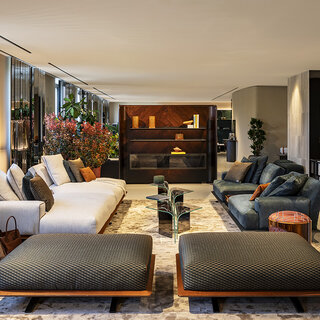 ベントレーホーム、ミラノデザインウィークで新作家具やアクセサリーコレクションを発表