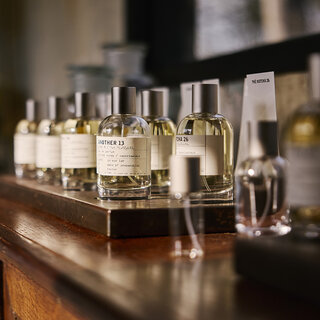 緑の中で見つける香りの記憶。 Le Labo on  Wheelsが軽井沢に停車中