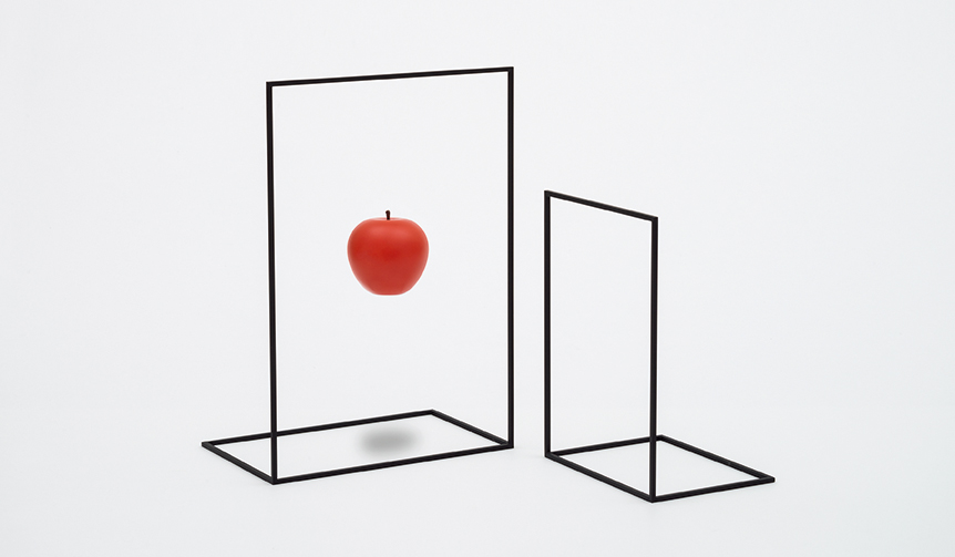 “空間を切り取るマーカー”の役割を果たす、自由度の高いフレーム｜DANESE