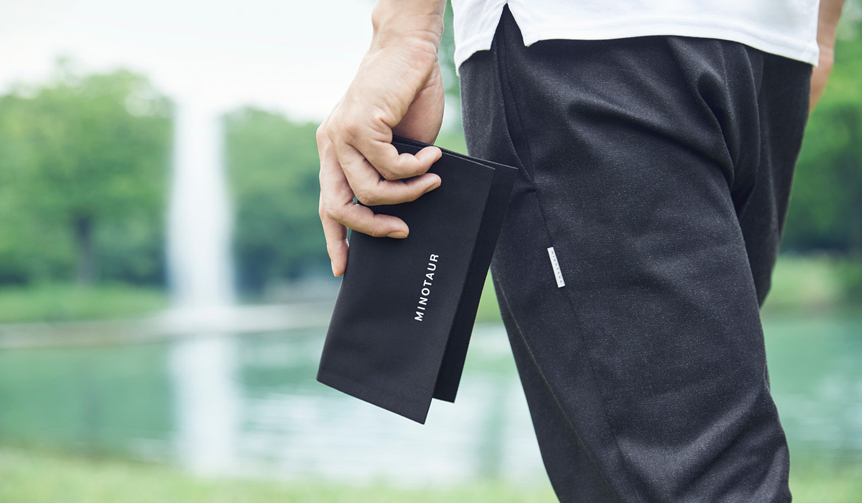 ミノトール、アーバンライフな「プルーム・テック」専用デバイスポーチをリリース｜MINOTAUR