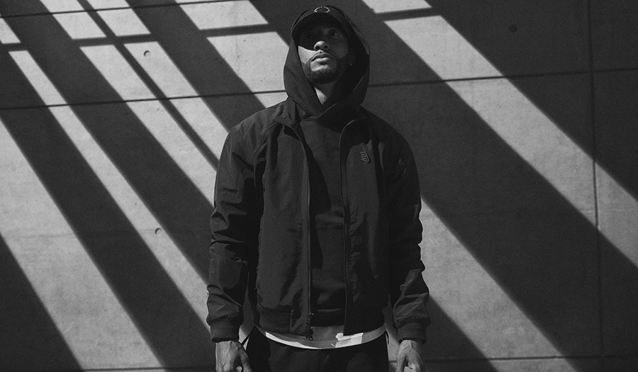 ナイキ、レブロン・ジェームズとの新作はジョン・エリオットとの共作｜NIKE　ギャラリー