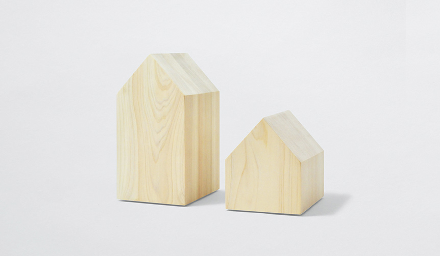 さまざまな光景を演出する家型のブックエンドが9年ぶりに復刻｜PAPIER LABO.