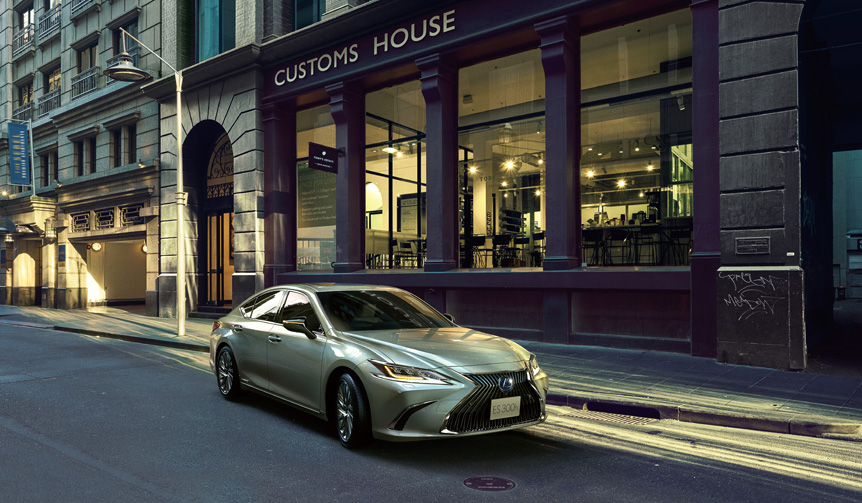 新型「レクサスES」日本発売開始|Lexus