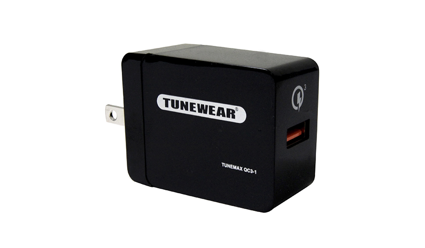 最大4倍！スマートフォンを急速充電する小型電源アダプタが発売｜TUNEWEAR