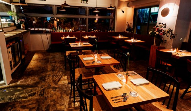 夫婦が心地良い距離で食事ができるレストラン「TABLE898」期間限定オープン｜EAT