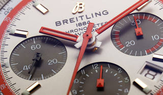 航空業界の黄金時代を祝すナビタイマー 1 「TWAエディション」｜BREITLING