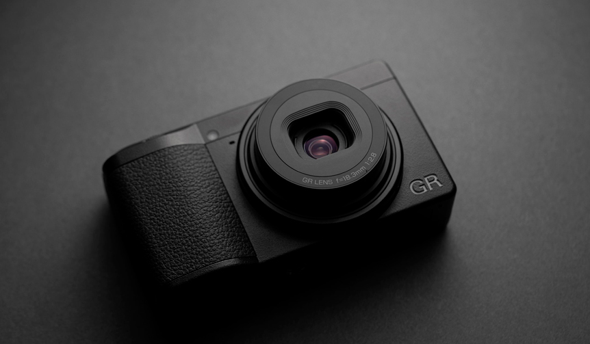 主要デバイスを一新し、究極のスナップシューターに｜RICOH