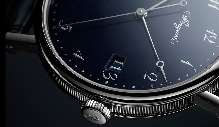 この深みのあるブレゲ・ブルーを、ネオクラシックスタイルへ。「クラシック 5177」｜BREGUET