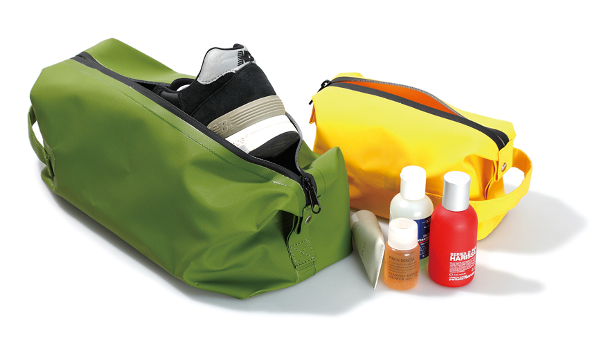タフな素材であらゆるシーンで使える収納ツール「Dopp Kit Bag」| HIGHTIDE