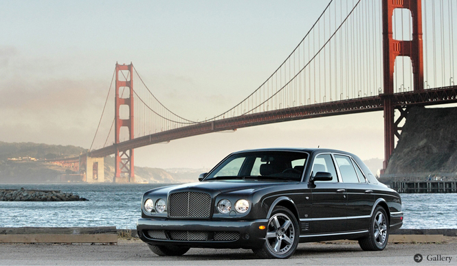 BENTLEY ARNAGE T/R/RL|ルマンのコーナーにちなんで