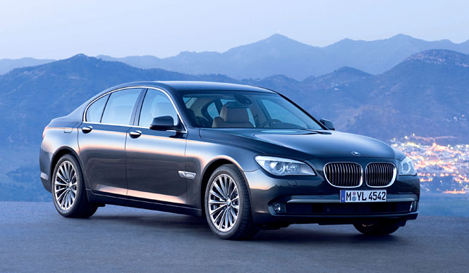 BMWのフラッグシップ「7シリーズ」次世代モデル発表 