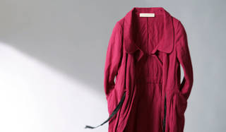 藤原美智子の「色」ものがたり第4回 9月　赤いコート