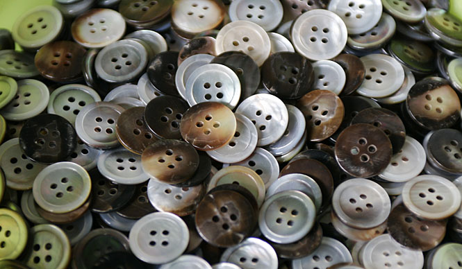 三原康裕的日本モノづくり「第2回　トモイを訪ねる」（1）