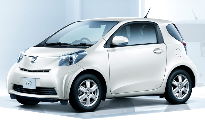 TOYOTA iQ|トヨタ IQ|第25回 (前編)|自動車のヒエラルキーを打破するクルマ