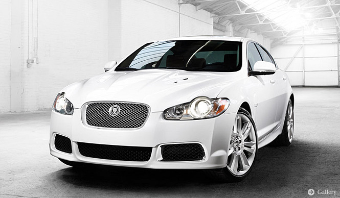 Jaguar XFR｜XFシリーズの最強バージョン登場