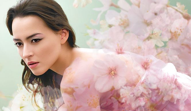 SUQQU|スック』の2009春夏コレクション「桜春影(SAKURAKAGE)」