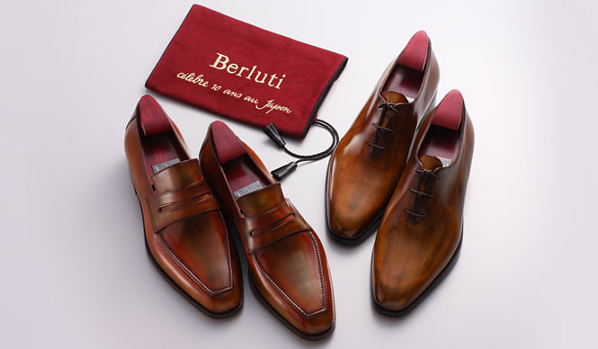 ベルルッティ日本上陸10周年記念ロングセラー2モデルを各100足限定販売