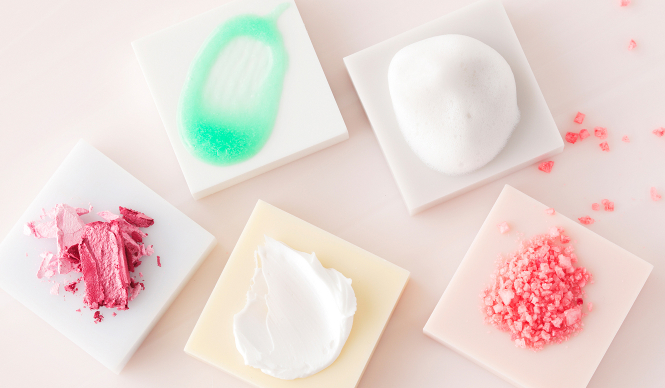 岡部美代治｜Vol. 1 化粧水をコットンでつける本当のワケ