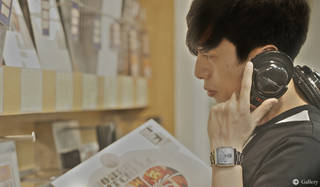 DJ KAWASAKI、WIRED by Tomoki Sukezaneを着こなす