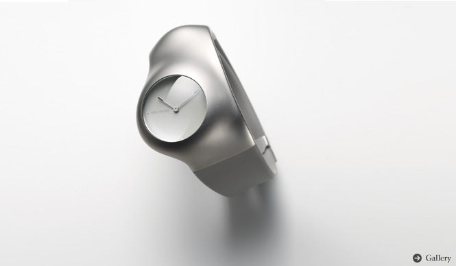 ISSEY MIYAKE WATCH×ロス・ラブグローブ＝「Hu」