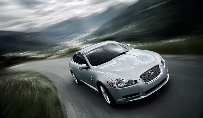 JAGUAR|新エンジン搭載のニュー XFシリーズを発売