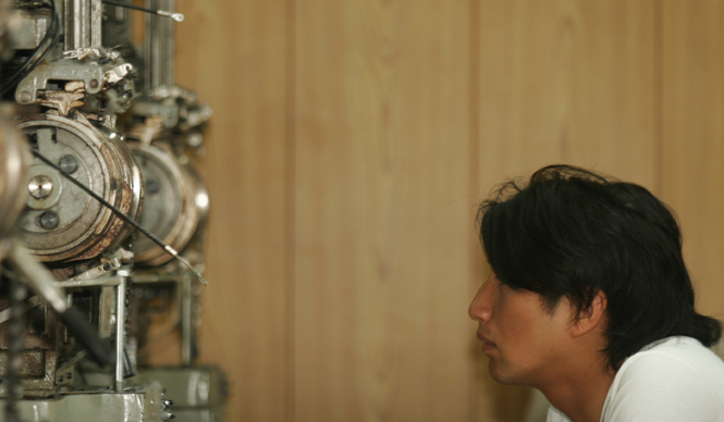 三原康裕的日本モノづくり「第3回　ル・モンドの靴下」（1）