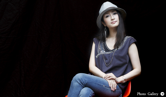 INTERVIEW｜ジャズ・ヴォーカリスト 青木カレン インタビュー（前編）