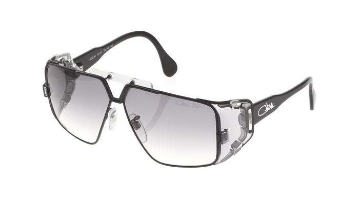 80年代にデザインされたスポーティな逸品、CAZAL951完全復刻