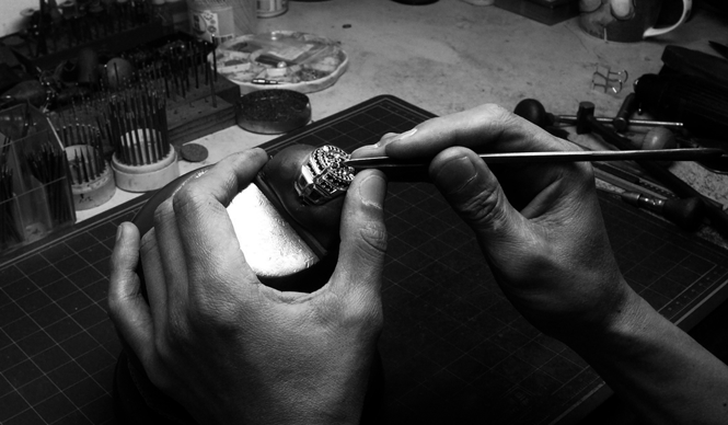 コアジュエルス｜CORE JEWELS｜新たな価値を創造する、ブラックダイヤモンドの世界