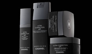 シャネルから、「エクストレム コレクシオン ファーミング」誕生