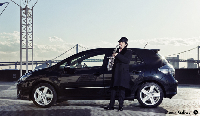 Chapter 4 TOYOTA BLADE meets Music｜菊地成孔、珠玉のドライビングミュージックをセレクト