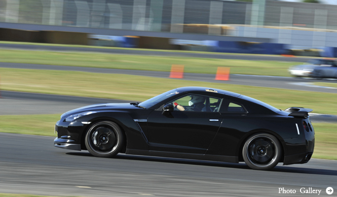 NISSAN GT-R Spec V｜日産 GT-R スペックV｜LONG TERM TEST　第5回 02