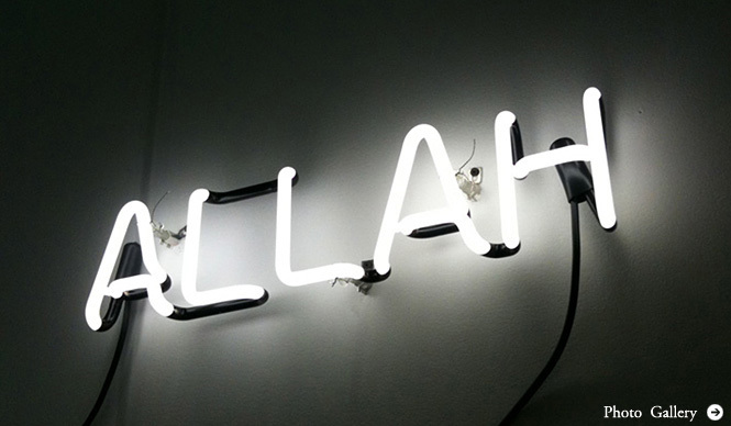 マシュー・ワォルドマン｜Vol.12 Neon Vagina ＠ 2010 NYC The Armory Show