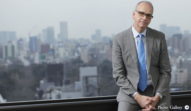 リチャード ジェームス来日インタビュー　伝統の世界を変える挑戦的なスタイル