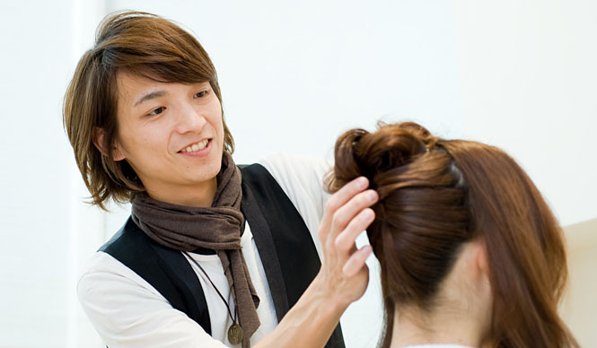 uka×オウプナーズ特別企画｜「アップの魔術師」 uka スタイリスト 野田将司さん