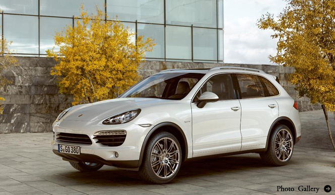 PORSCHE Cayenne S Hybrid｜ポルシェ初、量産型ハイブリッドモデル