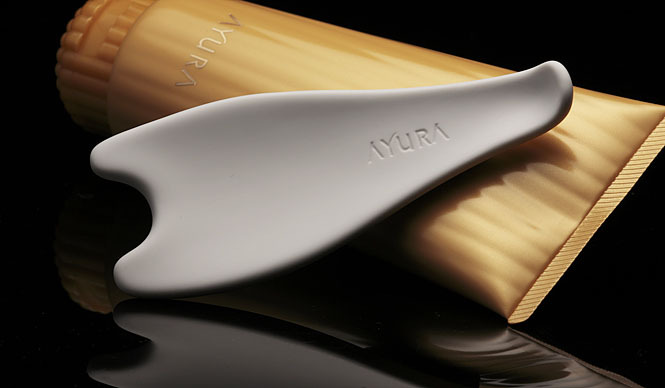 國藤直子│コスメシュラン第57週「アユーラ ビカッサボディーセラム&ボディープレート」