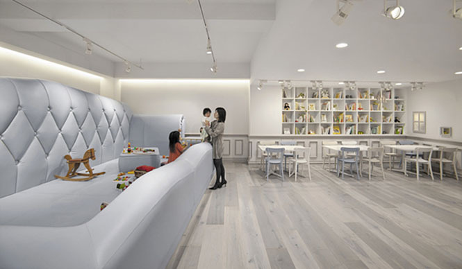 nendo｜親子カフェ「tokyo baby cafe」のインテリアデザインを担当