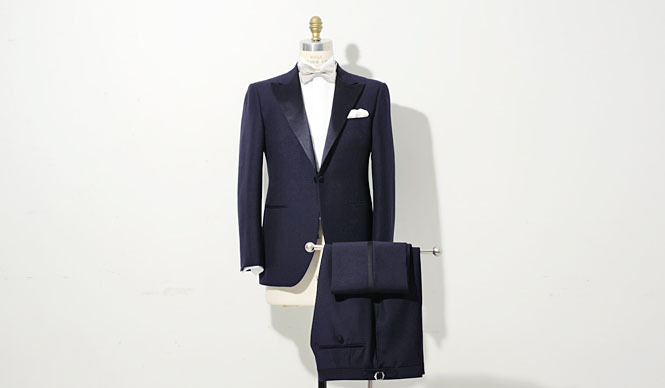 UNITED ARROWS｜6月のパーティーシーズンに、ダークネイビーのタキシード