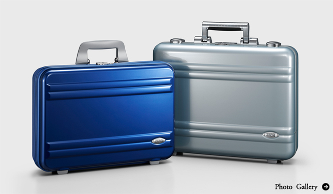 ZERO HALLIBURTON｜ゼロハリ史上初のポリカーボネート製アタッシェ