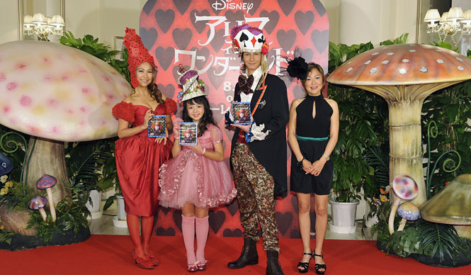 EVENT｜映画『アリス・イン・ワンダーランド』帽子デザインコンテスト授賞式開催