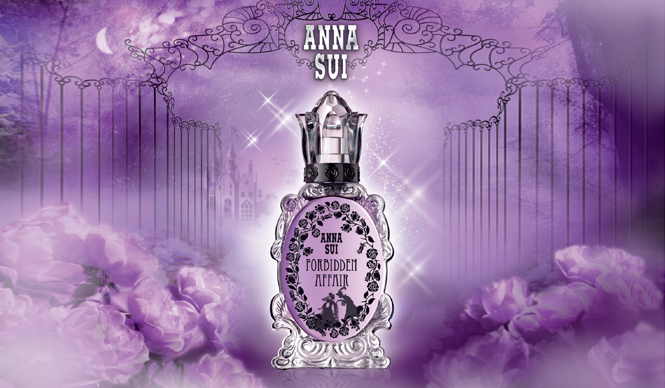 ANNA SUI|ロマンスへと誘う、フェミニンな香り